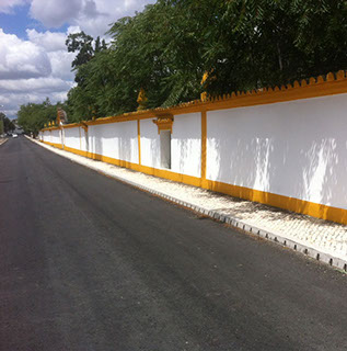 Canal de drenagem com ACO kerb no Alentejo